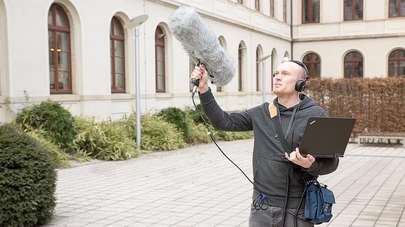 TU-Forscher Dr. Stefan Kahl ist Teil eines internationalen Forschungsteams, das die App "BirdNET" entwickelt hat. 