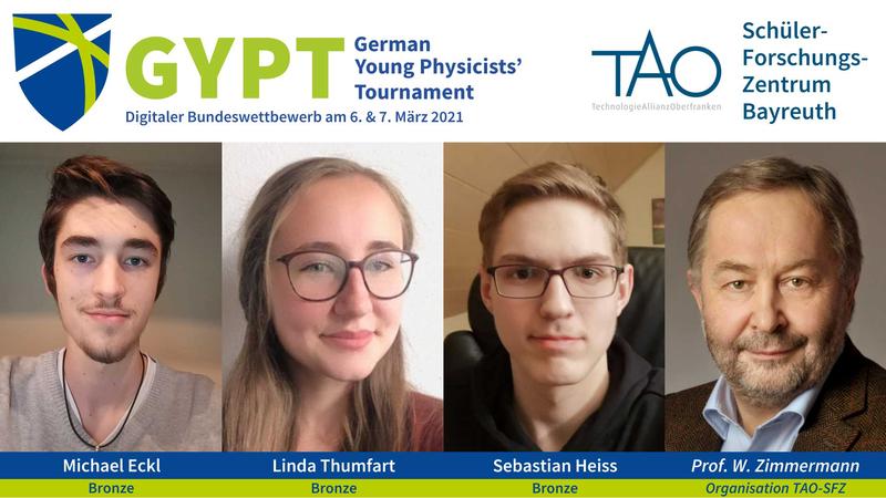 Auch das Bronzeteam der Deutschen Physikmeisterschaft 2021 wurde am TAO-Schülerforschungszentrum der Universität Bayreuth auf den Wettbewerb vorbereitet: Michael Eckl, Linda Thumfart und Sebastian Heiss vom Augustinus-Gymnasium in Weiden.