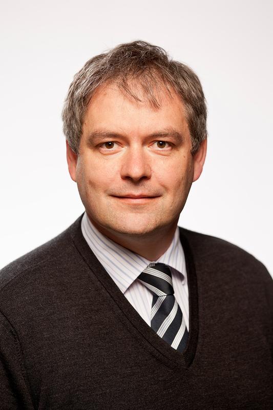 Professor Dr. Siegfried Waldvogel, spokesperson of the JGU top-level research area SusInnoScience (Sustainable Chemistry as the Key to Innovation in Resource-efficient Science in the Anthropocene)