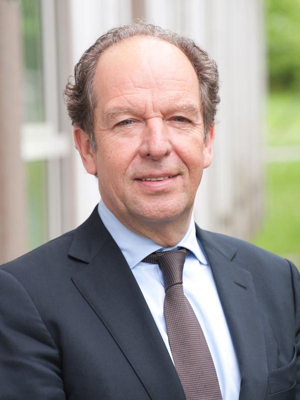 (Foto: Eberhardt/Uni Ulm): Prof. Klaus-Michael Debatin ist Koordinator des neuen Ulmer Standorts des Deutschen Zentrums für Kinder- und Jugendgesundheit