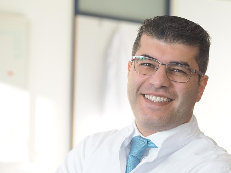 Prof. Dr. Tamam Bakchoul, Ärztlicher Direktor des Instituts für Klinische und Experimentelle Transfusionsmedizin (IKET) am Universitätsklinikum Tübingen 