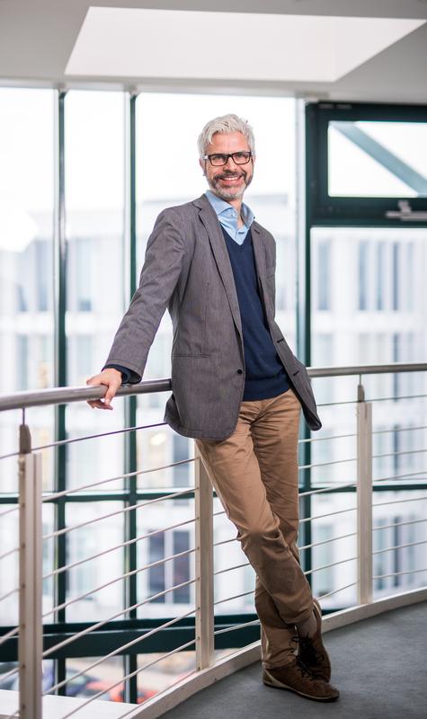 Prof. Dr. Tobias Esch