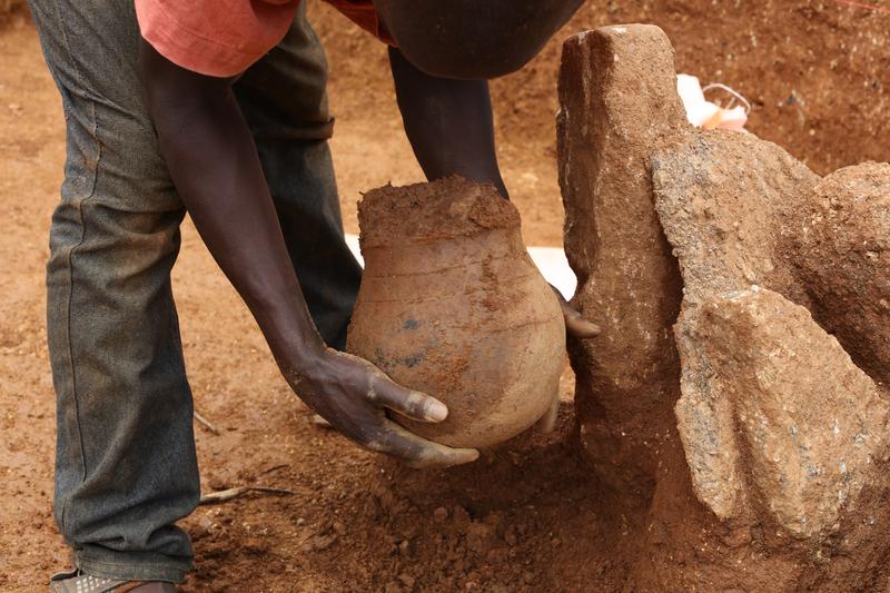 In solchen 3500 Jahre alten Tongefäßen der Nok-Kultur konnten Spuren von Bienenwachs nachgewiesen werden