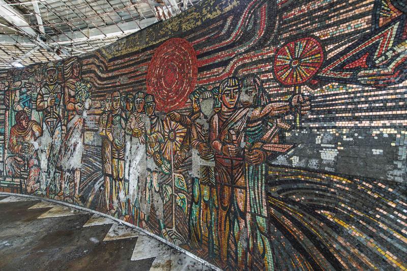 Monumental mosaic surfaces of over 900 square meters, which are some of the largest modern murals in Europe, are decaying in the Buzludzha monument. Scientists have now begun conservation work.