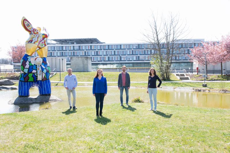 Die Ulmer Erst- und Seniorautoren der aktuellen Publikation (v.l.): Prof. Alexander Kleger, Jessica Merkle, Markus Breunig und Dr. Meike Hohwieler 