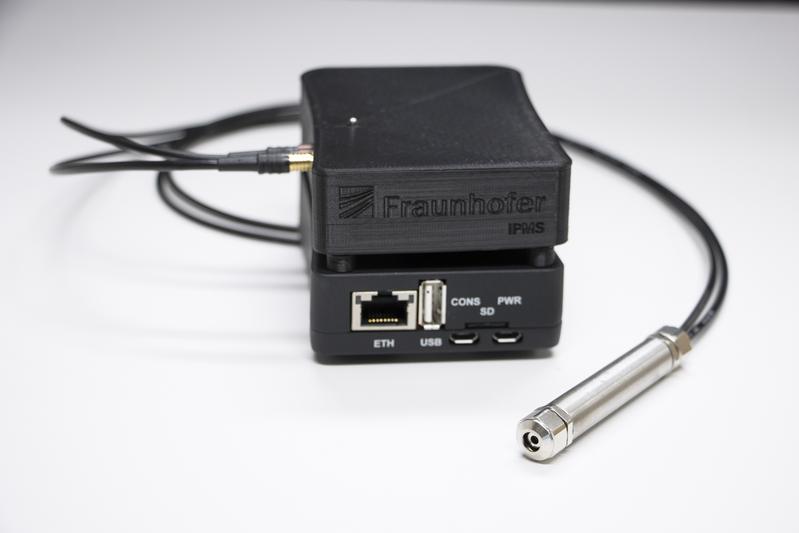 Customer Evaluation Kit für CMUT-Ultraschallsensorik des Fraunhofer IPMS.