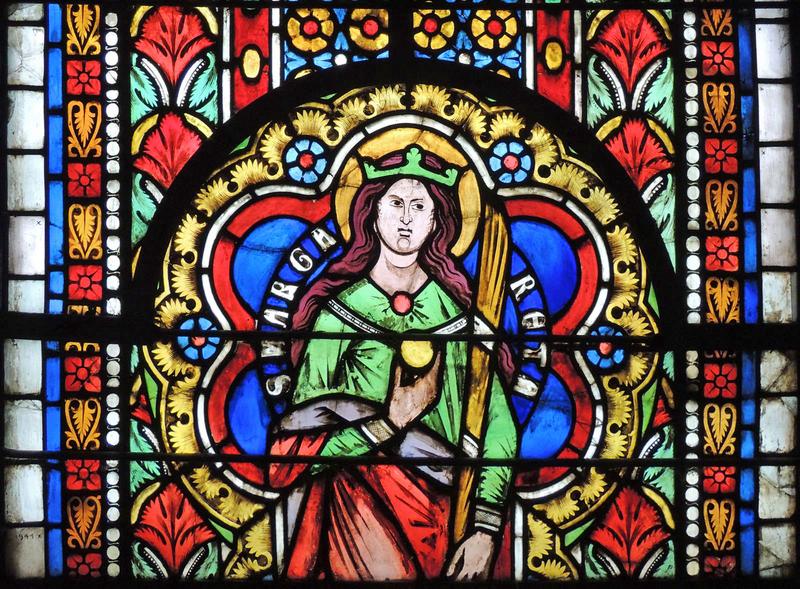 Wertvolle Glasmalereien wie die der Heiligen Margaretha des Naumburger Doms müssen vor schädigenden Umwelteinflüssen wie UV-Licht geschützt werden.