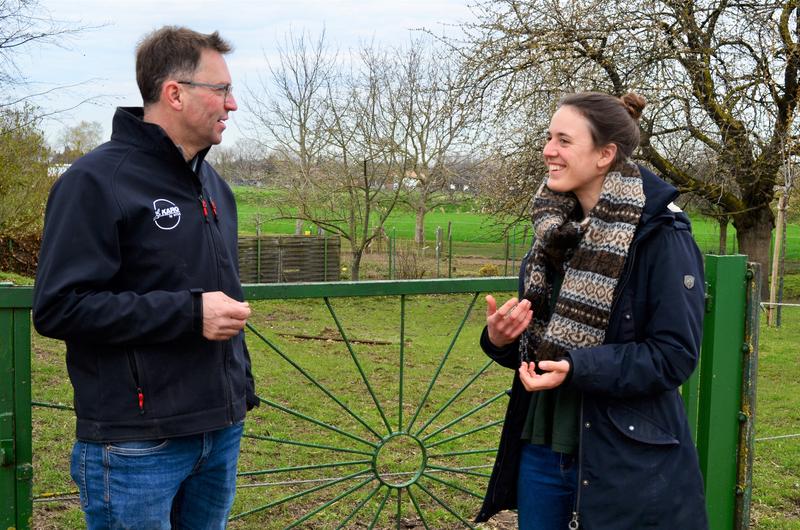 Vertreter*innen aus Landwirtschaft und Verbraucherschaft miteinander ins Gespräch bringen, das ist Ziel des Projekts NRWdirekt! Foto: FH/Jessica Berkes. Hinweis: Das Foto ist vor Beginn der Pandemie aufgenommen worden.