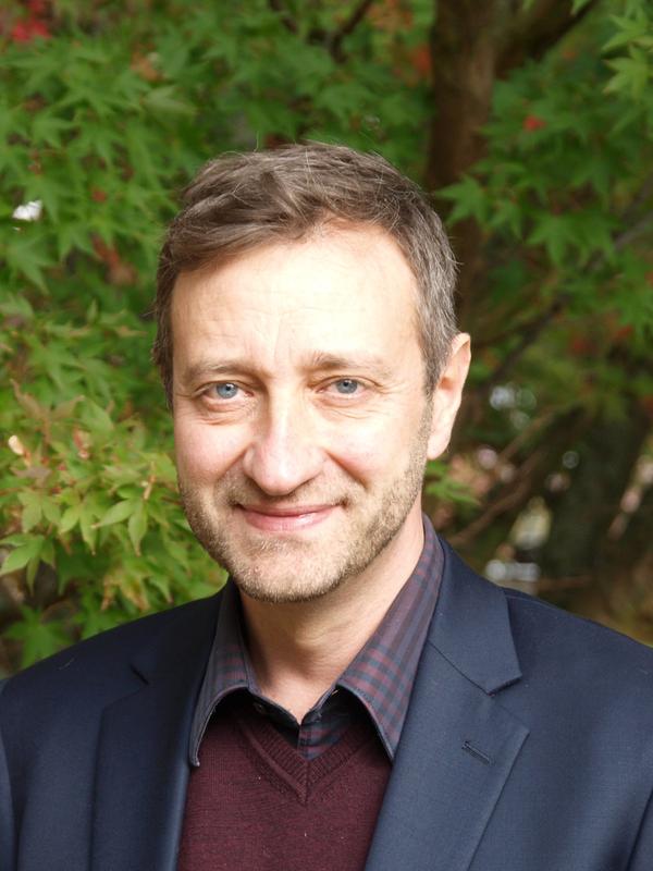 Prof. Dr. Michael Rostás