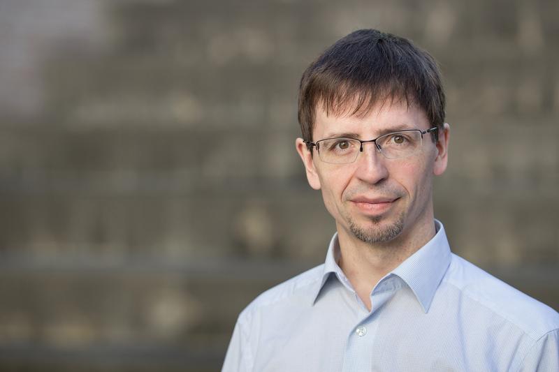 Professor Dominic Grün