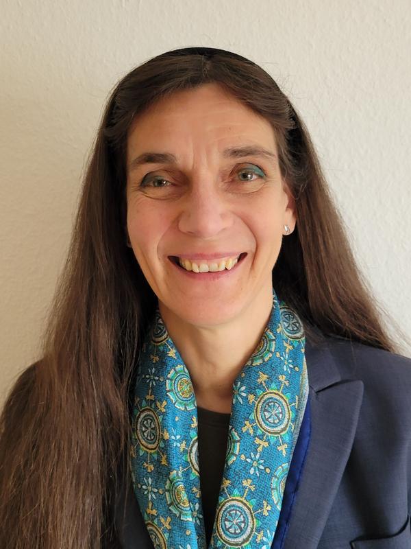 Prof. Bettina Just lehrt und forscht am Fachbereich Mathematik, Naturwissenschaften und Informatik der THM.