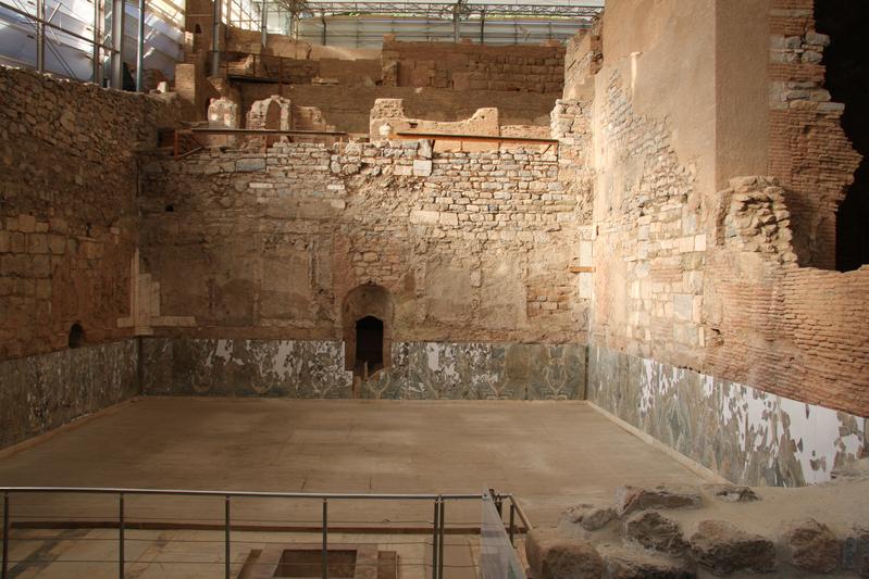 Hall of the ancient Roman villa in Ephesus with its restored marble slabs, which have now been examined in more detail