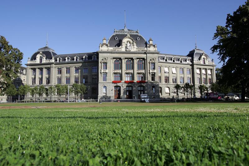 Universität Bern, Hauptgebäude