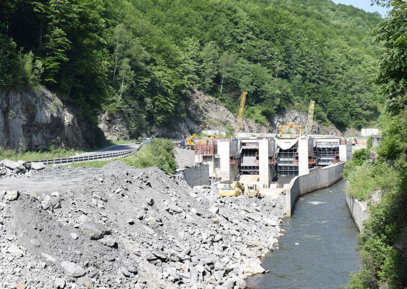 Das im Bau befindliche Wasserkraftwerk Dumitra im Nationalpark „Schlucht des Jiu-Flusses“ an einem der letzten unverbauten Flüsse der Südkarpaten.