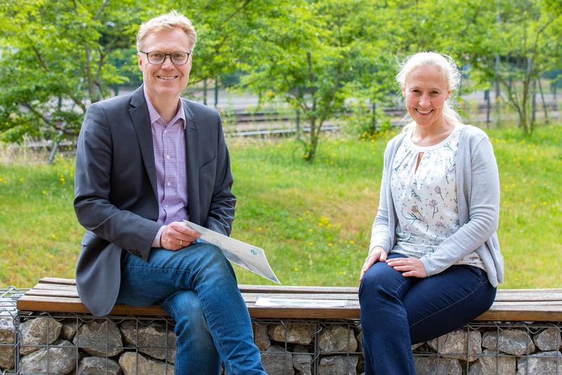 Professorin Dr. Stephanie Stiel und Professor Dr. Nils Schneider.