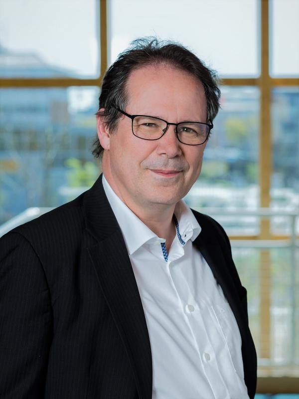 Prof. Dr.-Ing. Fabian Mauß leitet die neuen Studiengänge Energietechnik und Energiewirtschaft der BTU Cottbus–Senftenberg. 
