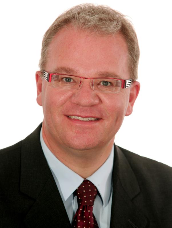 Prof. Norbert Bach, Leiter des Studiengangs Wirtschaftsingenieurwesen und Leiter des FG Unternehmensführung/Organisation 