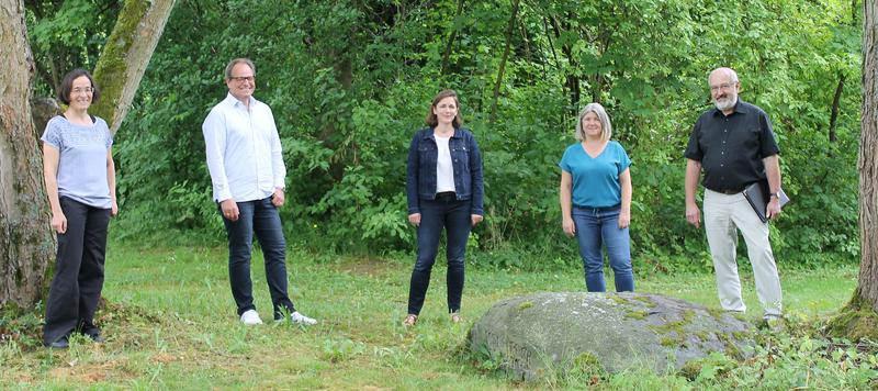 The Steering Committee of BayCenSI: Dr. Birgit Thies, Prof. Dr. Tillmann Lüders, Prof. Dr. Johanna Pausch, Prof. Dr. Eva Lehndorff, and Prof. Dr. Gerhard Gebauer (from left to right). 