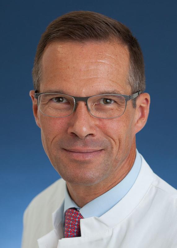 Prof. Dr. Stephan Stilgenbauer hat zum 1. Juli die Leitung des Comprehensive Cancer Center Ulm (CCCU) und der neuen Sektion Chronische Lymphatische Leukämie übernommen.