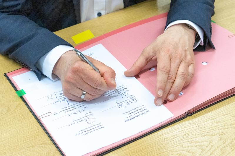 Unterzeichnung der Rahmenvereinbarung Lehre