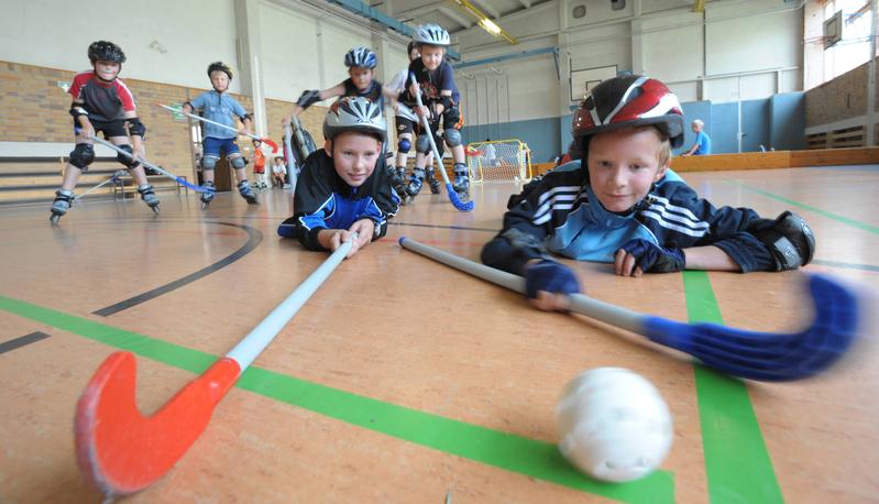 Die Kindersportschule Chemnitz bietet jungen Kindern seit 2005 breitensportliche und sportartunspezifische Bewegungsangebote und wurde selbst wiederholt zum Gegenstand wissenschaftlicher Studien.