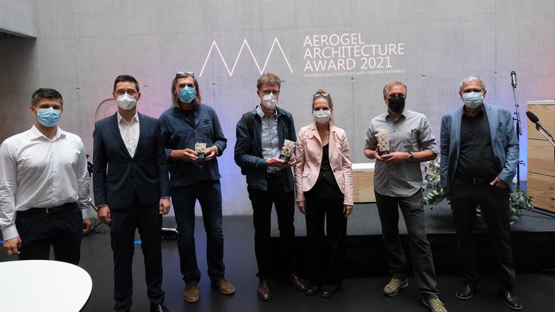 Von links nach rechts: Organisator Michal Ganobjak, Jurymitglied Volker Herzog, Architekt Jörg Hofmann (Weimar), Bauherr Michael Haufler mit Architektin Verena Klar (Tübingen), Architekt Michael Ledermann (Langenthal), Jurymitglied Beat Kämpfen