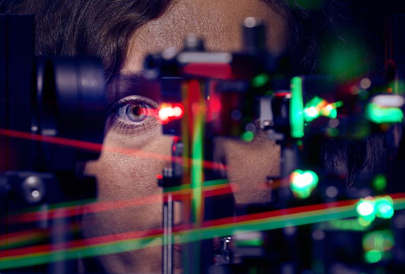 Lead author Jenny L. Reiniger taking measurements on the laser ophthalmoscope