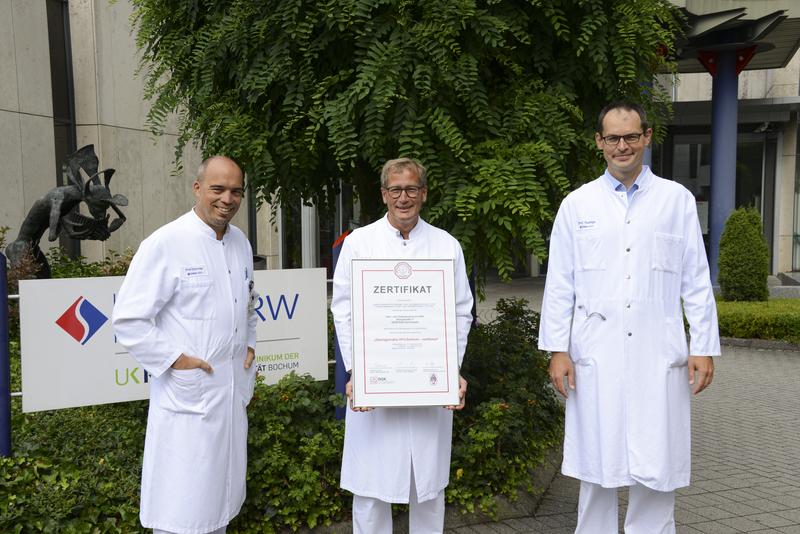 Leiten das Herzinsuffizienz-Zentrum am HDZ NRW: (v.l.) Prof. Dr. Philipp Sommer, Prof. Dr. Jan Gummert, Prof. Dr. Volker Rudolph