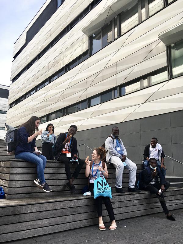 Participants in the Neckar Now Summer School explore Heidelberg‘s Bahnstadt district.