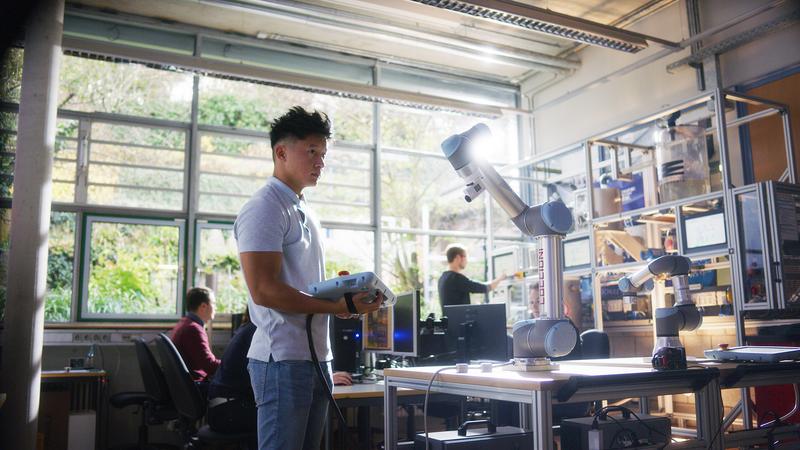 Das Labor für Künstliche Intelligenz und Robotik der Hochschule Pforzheim. 