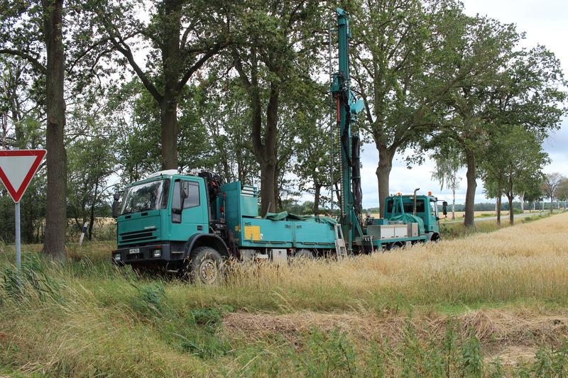 Drilling to investigate the subsurface and further measurements took place about 15 meters south of the archaeological excavations.