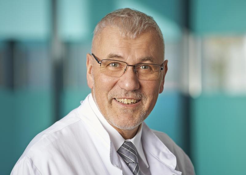 Professor Dr. Dr. Gerald Kolb