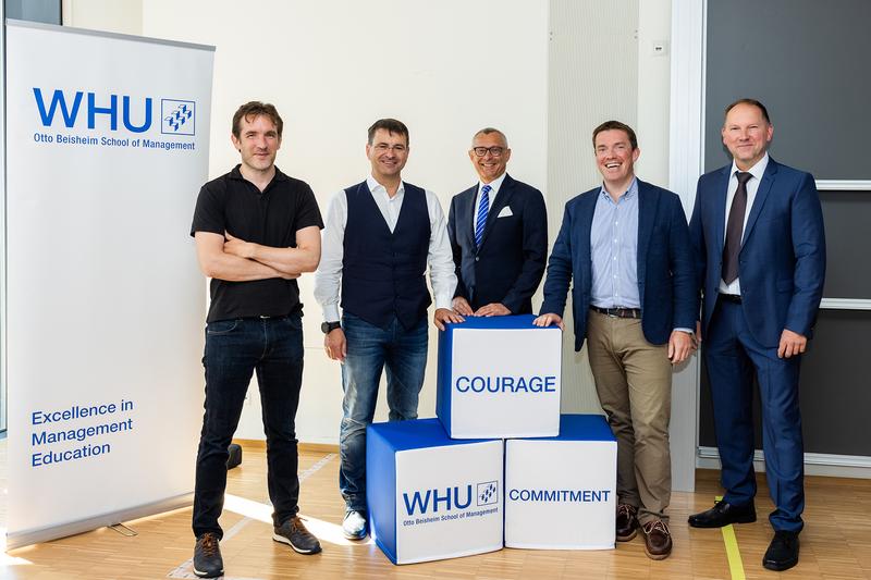 Alumni des In Praxi Netzwerks spendeten dem WHU Entrepreneurship Ökosystem 100.000 Euro