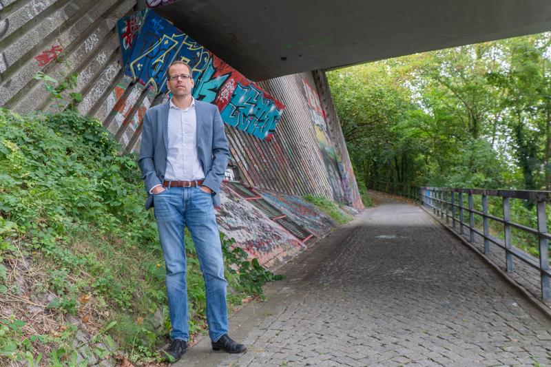 Prof. Dr.-Ing. Stephan Görtz möchte beim Brückenbau CO2 einsparen.  