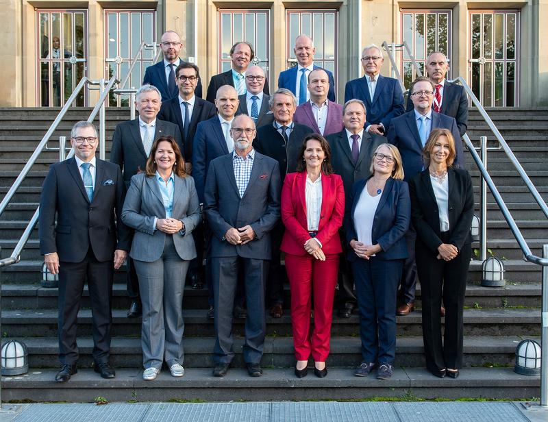 Beim Netzwerktreffen der europäischen Hochschulallianz FORTHEM kamen Vertreterinnen und Vertreter der Präsidien aller Partneruniversitäten sowie Bürgermeisterinnen und Bürgermeister und IHK-Präsidien der Universitätsstädte zum Austausch zusammen.