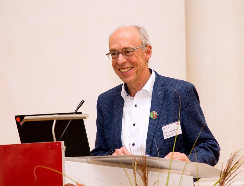 Prof. Dr. Martin Blum, hier an der Humboldt reloaded Jahrestagung 2018, erhält jetzt die Ehrennadel der Universität Hohenheim für herausragende Verdienste.