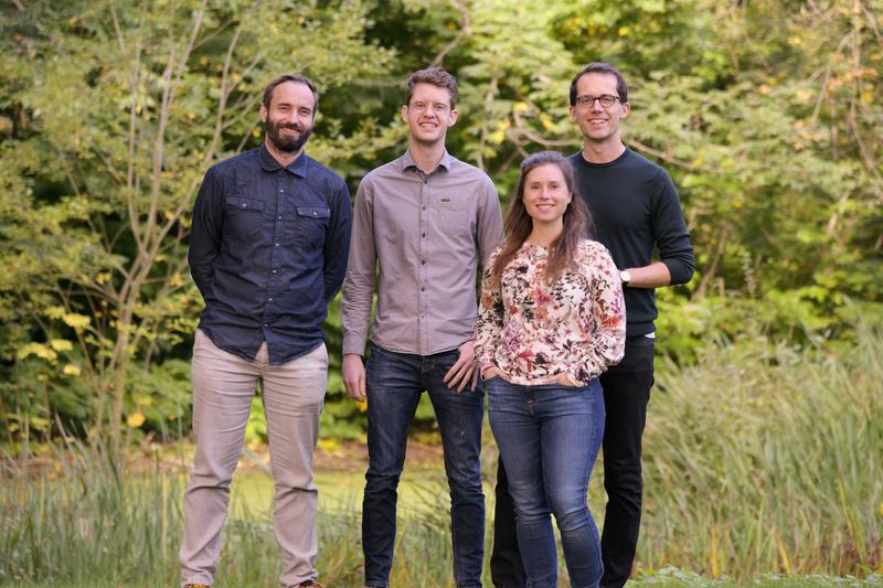 Das Team zum Projekt FishFlow an der Universität Bonn (von links): Dr. Hendrik Herzog, Christian Grünewald, Leandra Hamann und Prof. Dr. Alexander Blanke. 