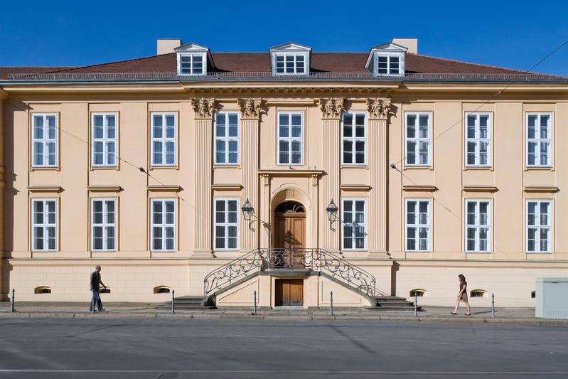 Die Hauptstadtrepräsentanz der Deutschen Physikalischen Gesellschaft (DPG), das Magnus-Haus Berlin, wird EPS Historic Site.