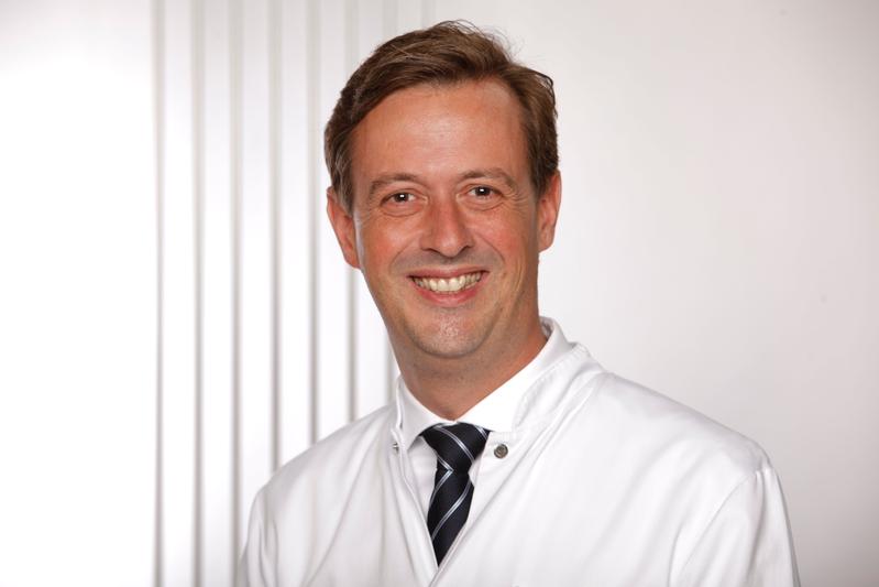 Prof. Dr. med. Timm H. Westhoff, Direktor der Medizinischen Klinik I im Marien-Hospital Herne des Universitätsklinikums der Ruhr-Universität Bochum