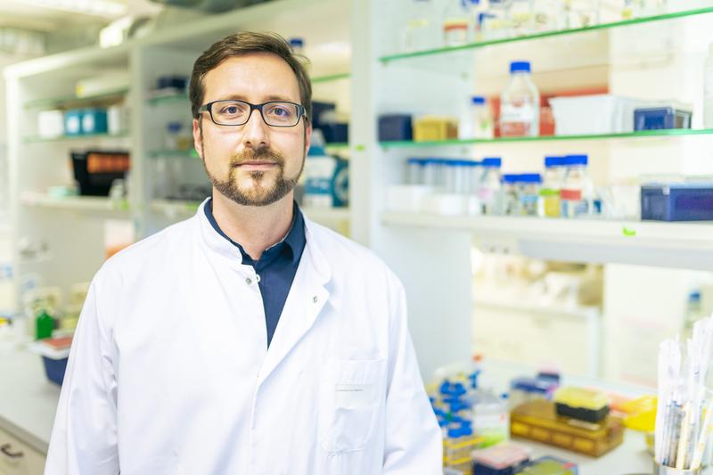 Prof. Dr. Andreas Müller, Leiter der Arbeitsgruppe Intravitalmikroskopie von Infektion und Immunität, Institut für Molekulare und Klinische Immunologie