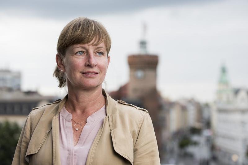 Prof. Dr.-Ing. Silke Weidner erhielt gemeinsam mit Juliane Ribbeck-Lampel den Lehrpreis für das Modul Stadtmanagement.