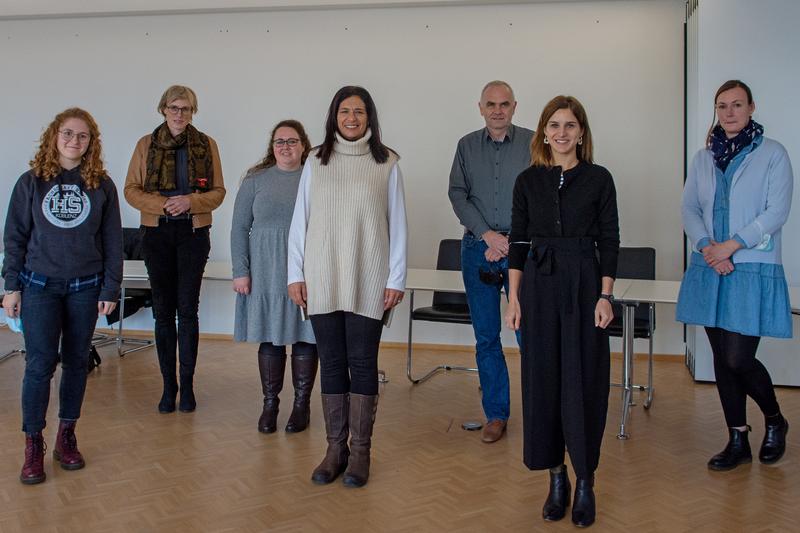 Im Anschluss an das erfolgreiche Treffen (v.l.n.r.): Annika Becker, Regina Beginen, Dr. Isabelle Chwalka, Dr. Maram Tawil, Prof. Dr. Laubach, Simone Wichterich und Anne Quander. 