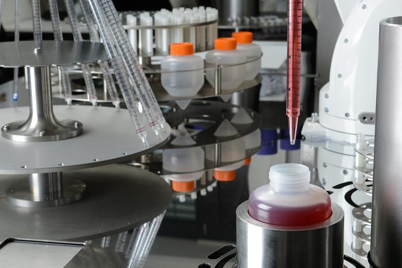 Die automatisierte Produktionsanlage AUTOSTEM wurde nach den GMP Leitlinien konstruiert, um qualitativ hochwertige und anwendungssichere biologische Therapeutika zu produzieren.