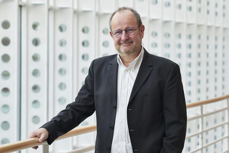 Prof. Dr. Harald Schwalbe, Goethe University Frankfurt
