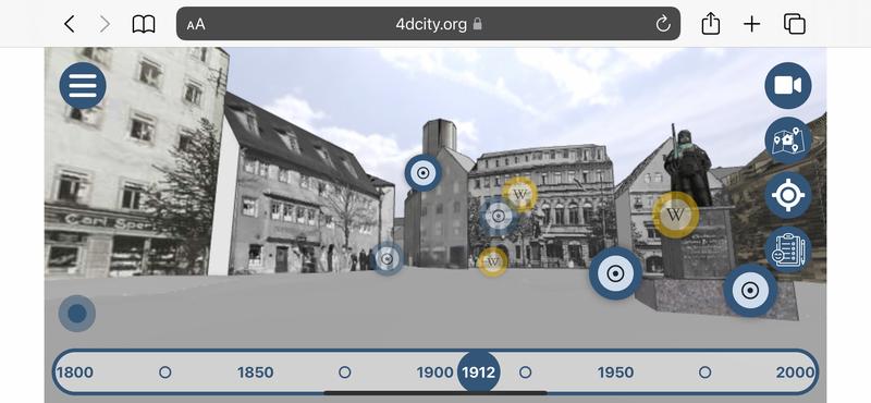 Das Projekt Jena4D ermöglicht Zeitreisen in die Jenaer Stadtgeschichte: Blick auf den Marktplatz im Jahr 1912. 