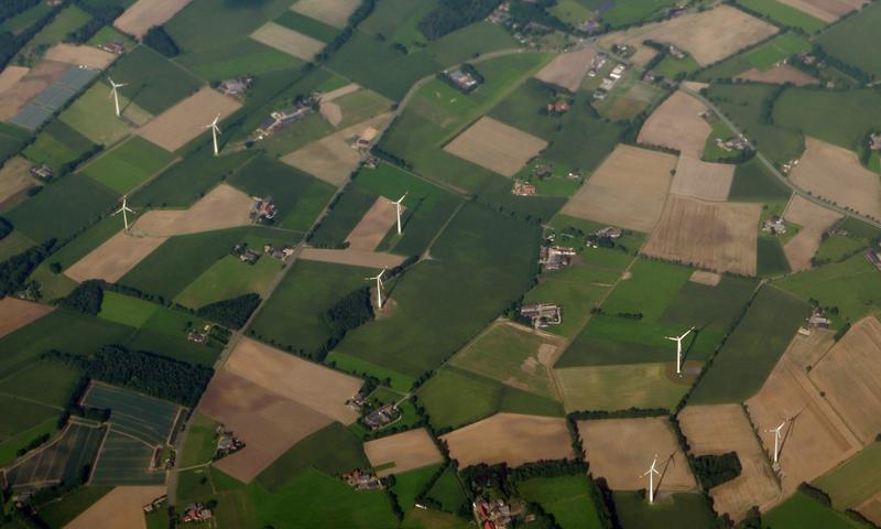 Projektziel: Ein Geodateninformationssystem (GIS), das die Erfolgswahrscheinlichkeit von Windenergie-Ausbauprojekten vorhersagt. 