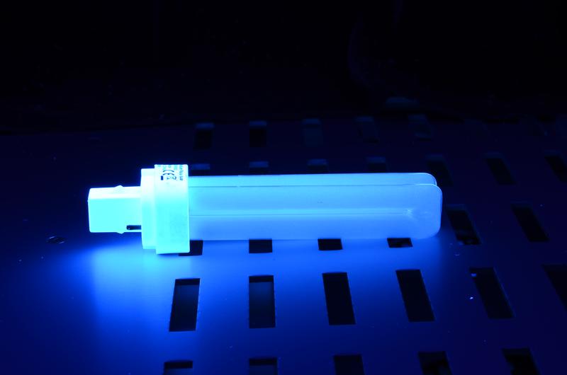 Digitalisierung des Recyclingstroms von Lampen: Mit Hilfe von blauem Licht und elektromagnetischer Induktion können Lampenabfälle mit bis zu 100-prozentiger Genauigkeit detektiert werden.