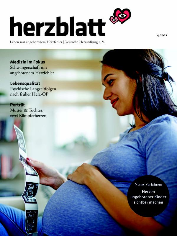 Die aktuelle Ausgabe von herzblatt (4/2021) widmet sich dem Thema Schwangerschaft mit angeborenem Herzfehler. 