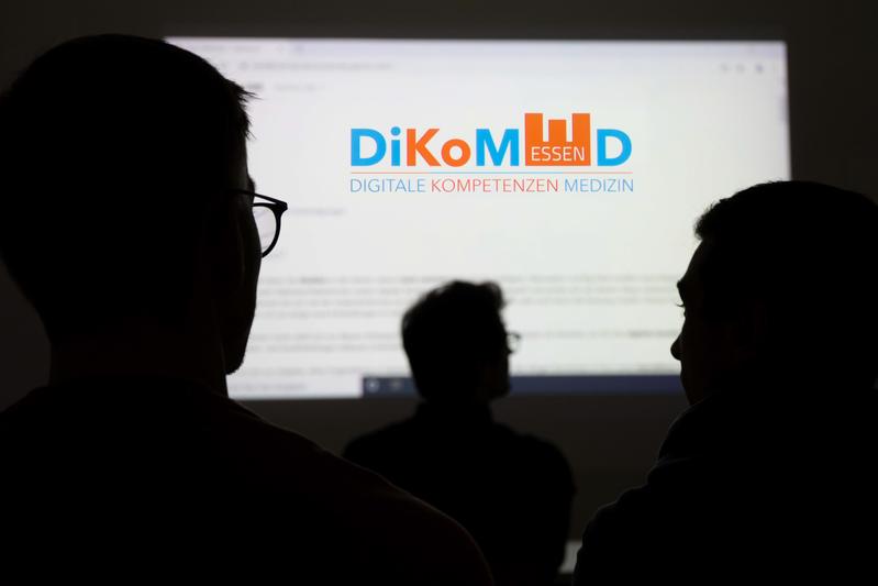 Digitale Kommunikation im Medizinstudium - DiKoMed