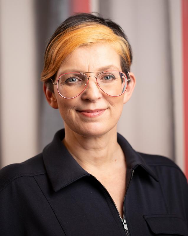 Mit Kathrin Böhm beruft die Alanus Hochschule die erste künstlerische Professur an einem Fachbereich Wirtschaft überhaupt. 